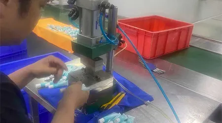 הייצור של קרם קרם הגנה מתקדם בהתמדה, ועבודה קפדנית נעשית כדי להבטיח שיעילות המוצר נשארת בשורה התחתונה.